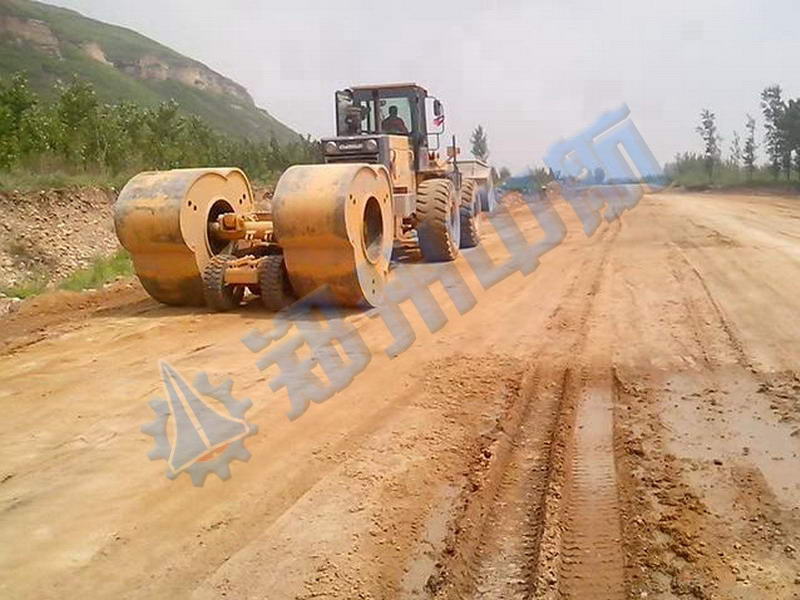 江蘇南京沖擊式壓路機辦事處